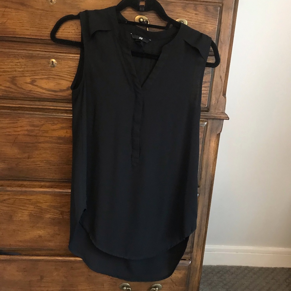 Black sleeveless blouse